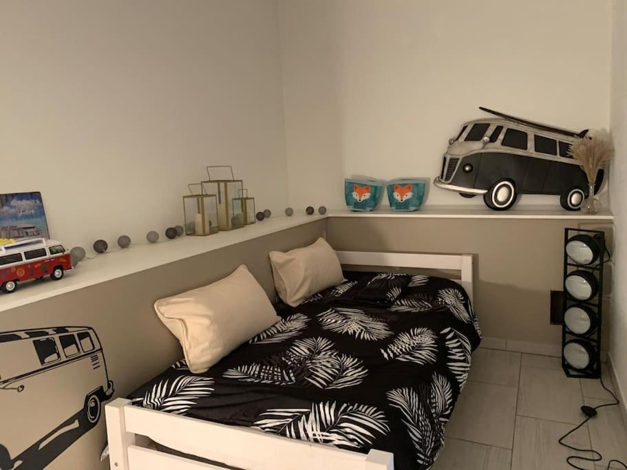 Appartement Vintage 90 M2 Duplex Classe Frejus Exterior photo