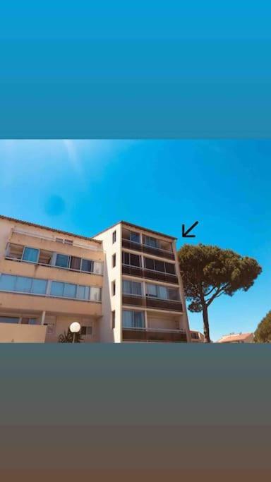 Appartement Vintage 90 M2 Duplex Classe Frejus Exterior photo